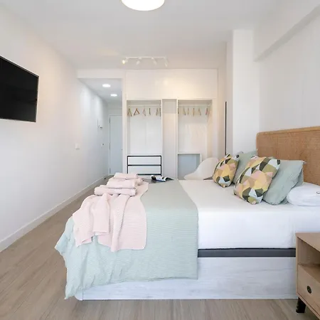 Sunstay Cruz Loft Torremolinos Exterior photo